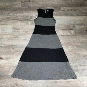 Bobeau Black and Gray Striped Sleeveless Maxi Dress Size Large